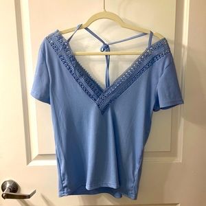 Light Blue Lace Top 👕 Size: Small / 4